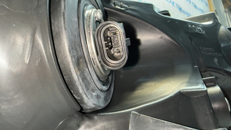 Фара передняя правая Honda Accord 13-15 галоген