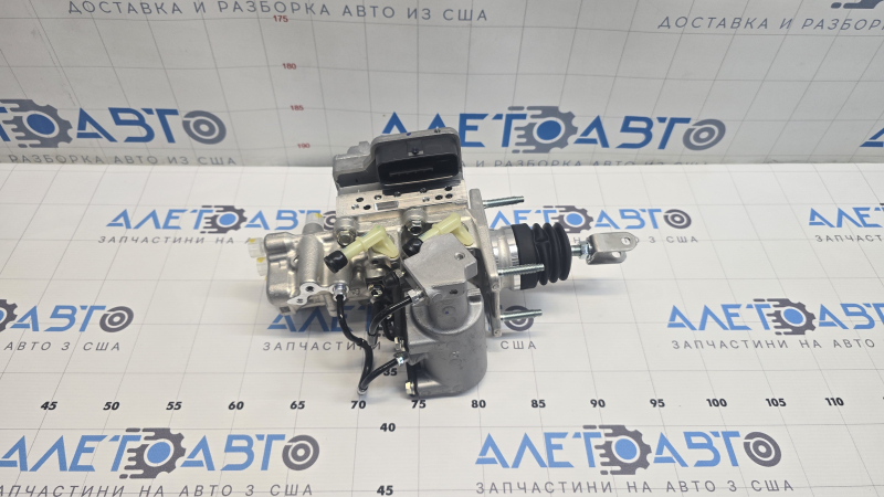 ABS АБС в сборе с ГТЦ Toyota Camry v50 12-14 hybrid usa