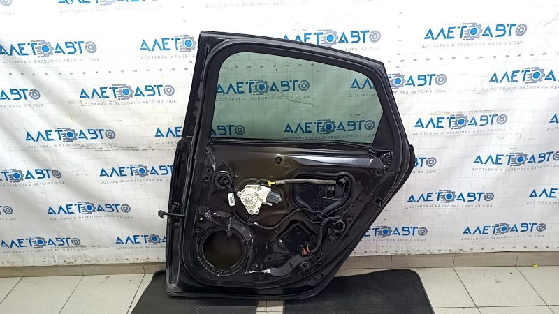 Дверь в сборе задняя правая Audi A6 C7 12-18 keyless, графит LX7U, тычки, царапины