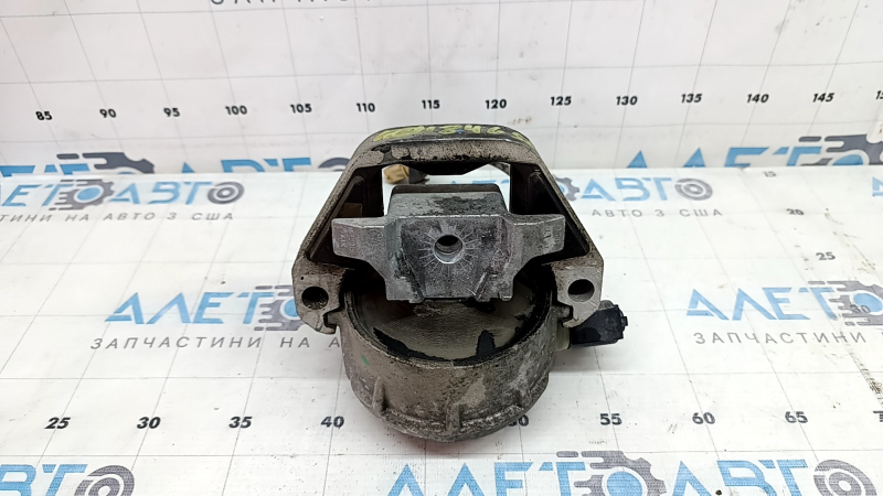 Подушка двигателя правая Audi A6 C7 12-18 2.0 AWD потрескана