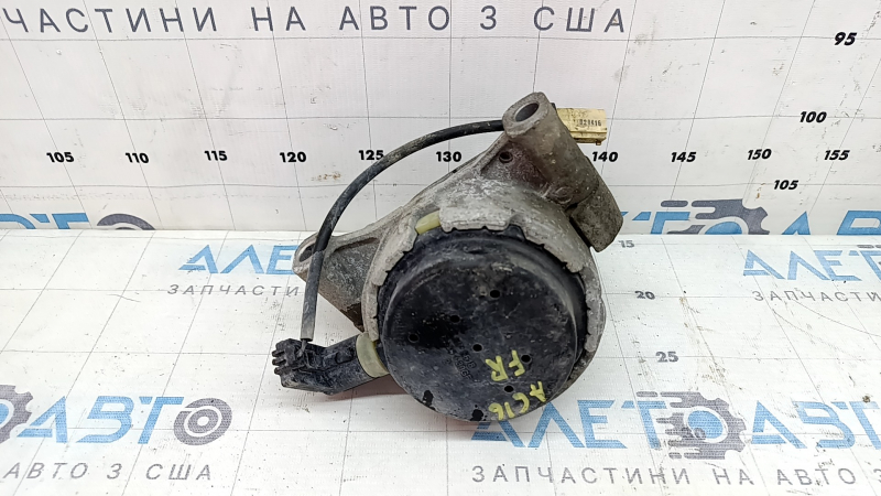 Подушка двигателя правая Audi A6 C7 12-18 2.0 AWD потрескана