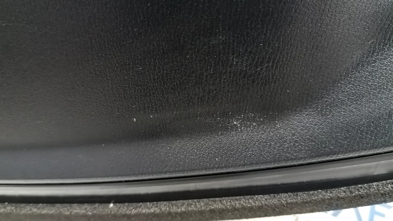 Торпедо передняя панель с AIRBAG Mazda CX-5 17-24 черная, с дефлектором, ржавый пиропатрон, потертости, под чистку