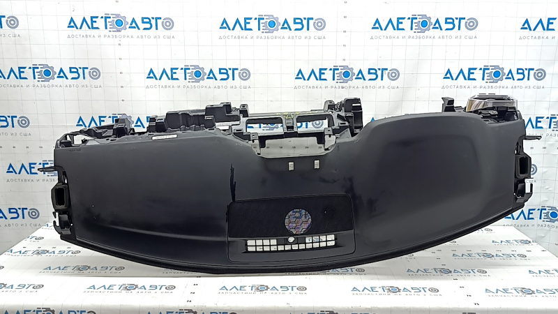 Торпедо передняя панель с AIRBAG Mazda CX-5 17-24 черная, с дефлектором, ржавый пиропатрон, потертости, под чистку