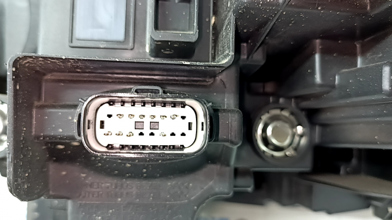 Фара передняя правая в сборе Ford Escape MK4 23-26 LED с light bar