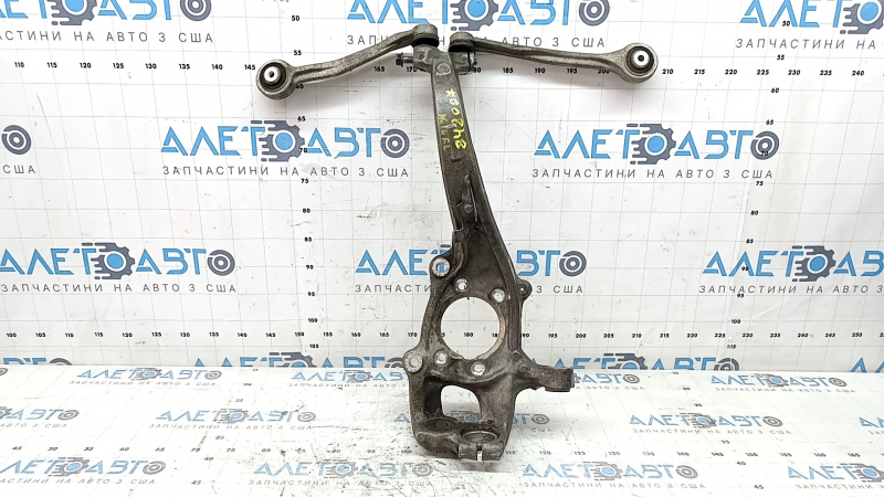 Цапфа передняя левая Audi A6 C7 12-18 Cobapress, с верхними рычагами, микротрещины С/Б