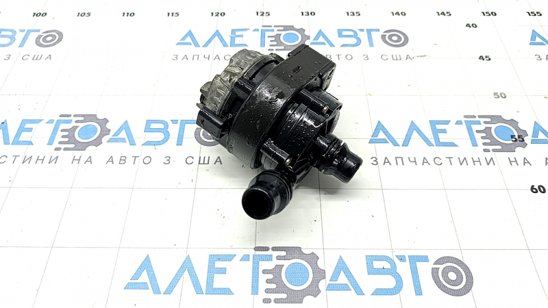 Вспомогательный насос охлаждения BMW X5 F15 16-18 plug-in