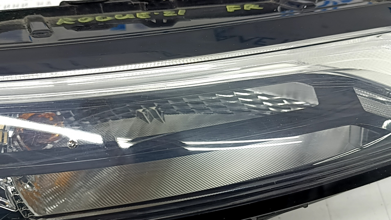 Поворотник ДХО правый Nissan Rogue 21-26 галоген + LED us built, царапины