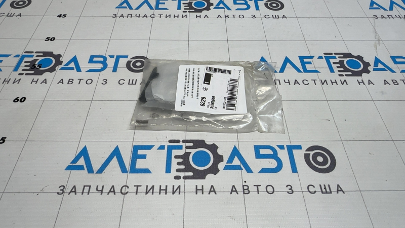Заглушка буксировочного крюка заднего бампера Polestar 2 21-25 структура