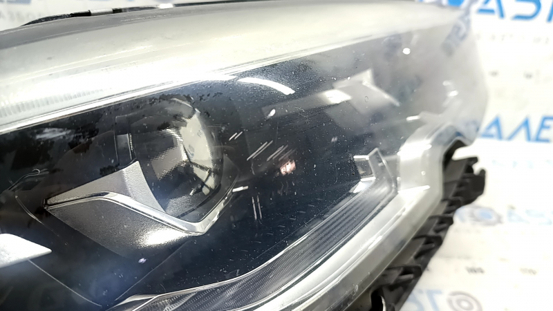 Фара передняя правая в сборе BMW 3 G20 19-22 LED адаптив, полез лак