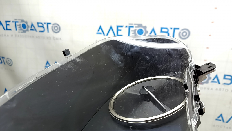 Щиток приборов Lexus NX300h 15-17 57к, царапины