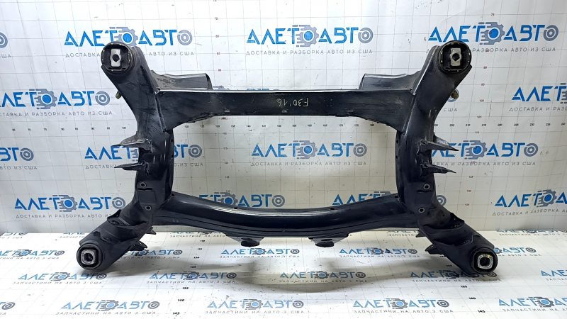 Подрамник задний BMW 3 F30 328/330 12-18 микротрещины 3 С/Б, 1 сайлент под замену