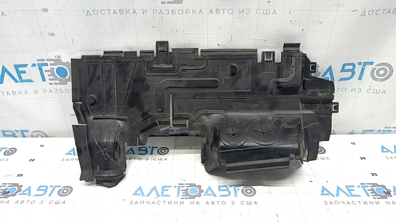 Дефлектор радиатора правый Audi Q8 19-23 3.0T MHEV