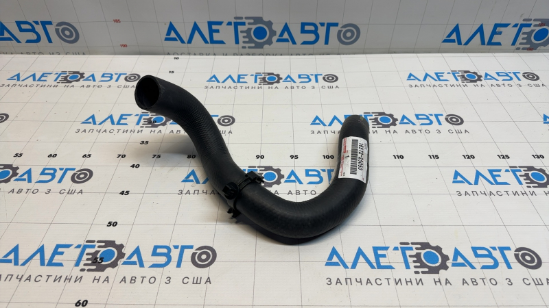 Патрубок охлаждения правый Toyota Rav4 19-25 2.5