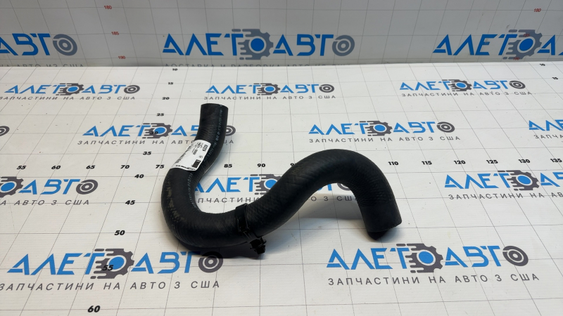 Патрубок охлаждения правый Toyota Rav4 19-25 2.5
