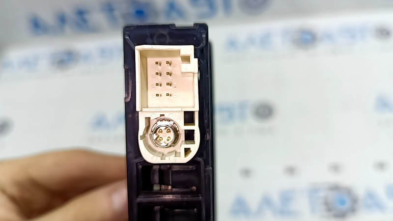 USB Hub Mercedes GLC 20-22