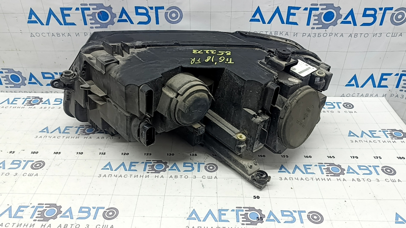 Фара передняя правая VW Tiguan 18-21 голая галоген, ДХО LED, скол