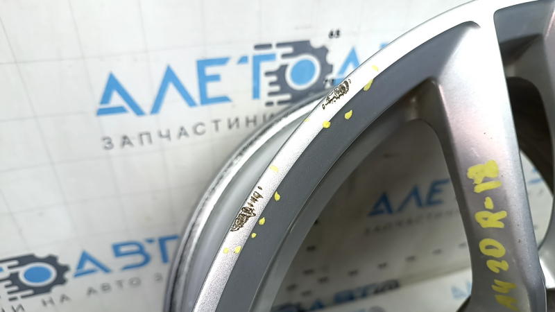 Диск колесный R18 x 8J ET40 Audi A4 B9 20-25 45S стиль, легкая бордюрка