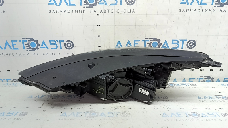 Фара передняя правая в сборе Hyundai Tucson 19-21 галоген с LED Accent, царапины