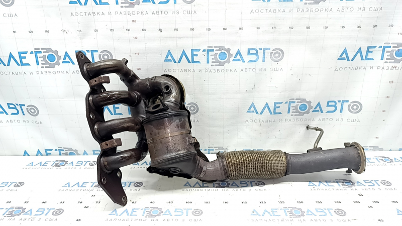 Коллектор выпускной с катализатором Ford Escape MK4 23-26 hybrid