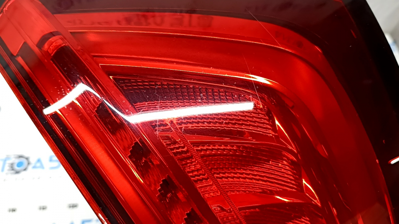 Фонарь правый Audi Q5 8R 13-17 рест, царапины