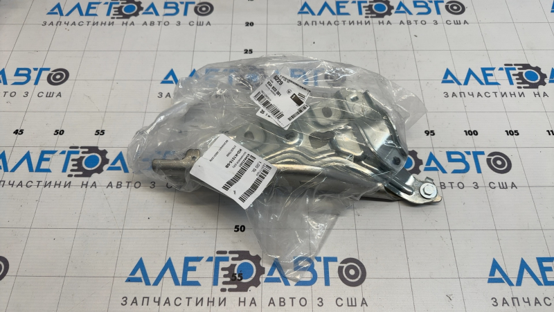 Balama capota stanga Audi Q3 19-24