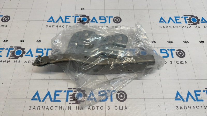 Balama capota stanga Audi Q3 19-24