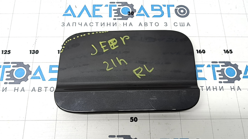 Лючок бензобака Jeep Grand Cherokee WL 22-26 запилен
