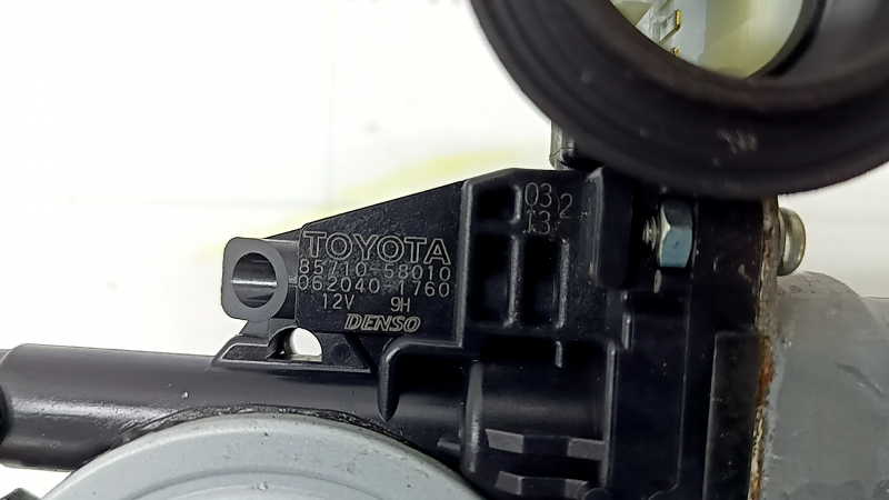 Мотор стеклоподъемника передний правый Lexus RX300 RX330 RX350 RX400h 04-09