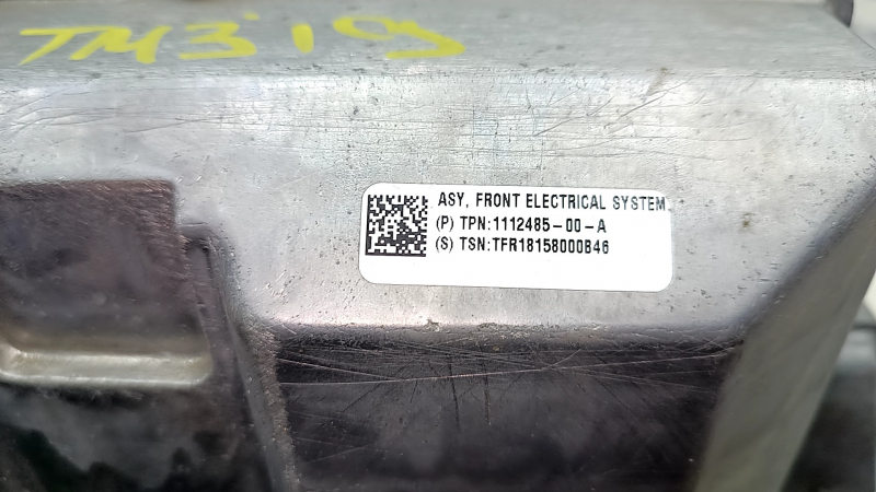 BODY CONTROL MODULE Tesla Model 3 18-