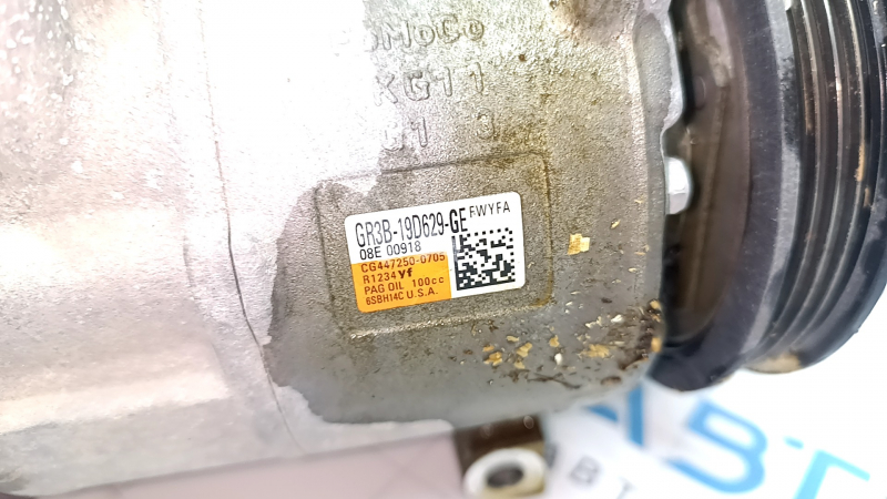 Компрессор кондиционера Ford Mustang mk6 20-23 2.3T