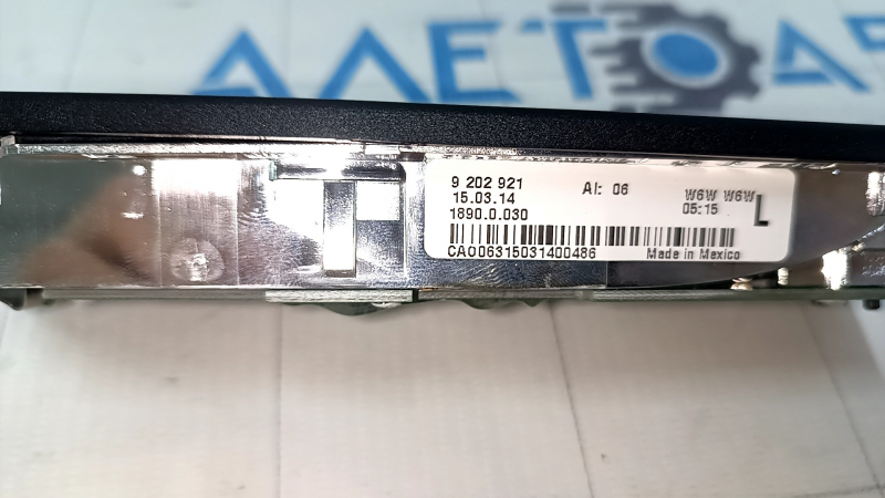 Плафон освещения задний левый BMW X3 F25 11-17 черный