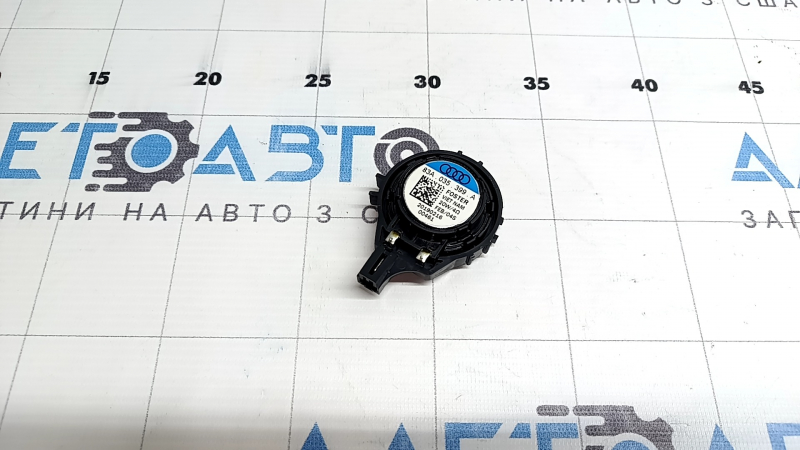 Пищалка двери задней правой Audi Q3 83A 19-25 Bang and Olufsen