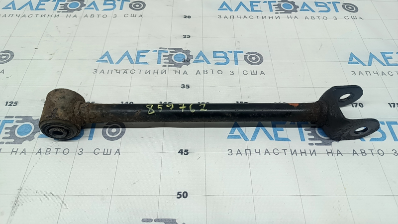 Рычаг поперечный задний левый Lexus RX300 RX330 RX350 RX400h 04-09 AWD ржавый