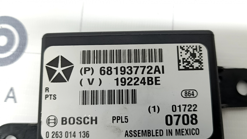 Unitate de control senzori de parcare pentru Chrysler Pacifica 17-23