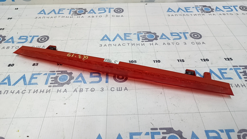 Стоп сигнал Audi Q3 83A 19-25