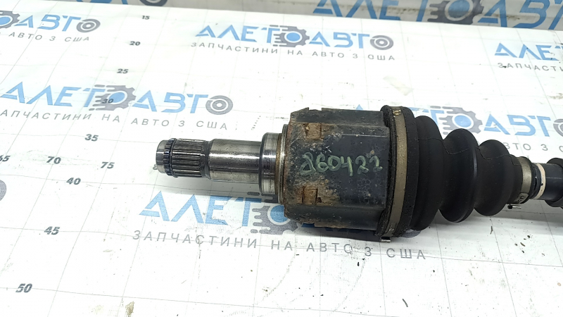 Привод полуось передняя левая Lexus RX400h 06-09 AWD ржавый