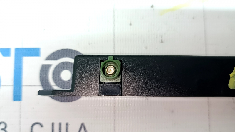Antenna Module Chrysler Pacifica 17-26