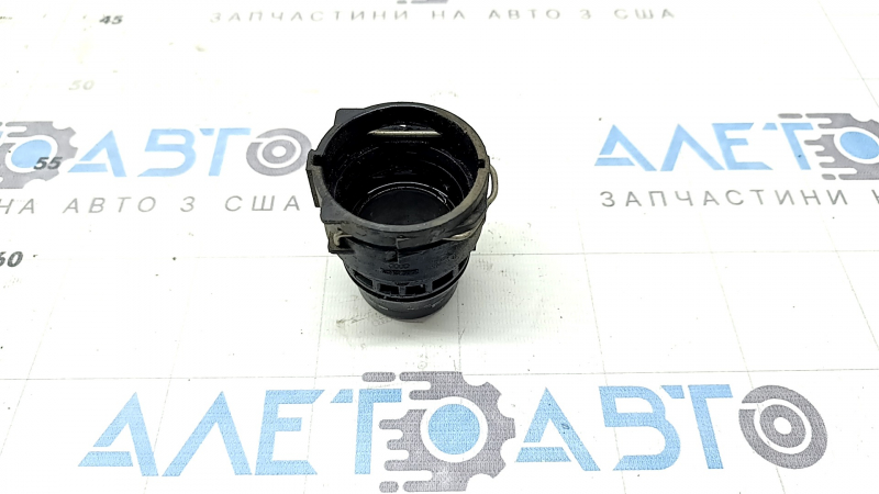 Муфта быстросъема радиатора верхняя Audi A6 C8 19-25 3.0T
