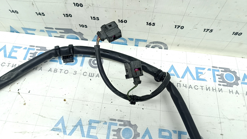 Проводка на генератор и компрессор Audi Q3 83A 19-25