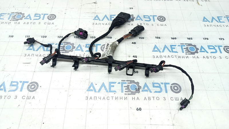 Проводка топливных форсунок Audi Q3 83A 19-25