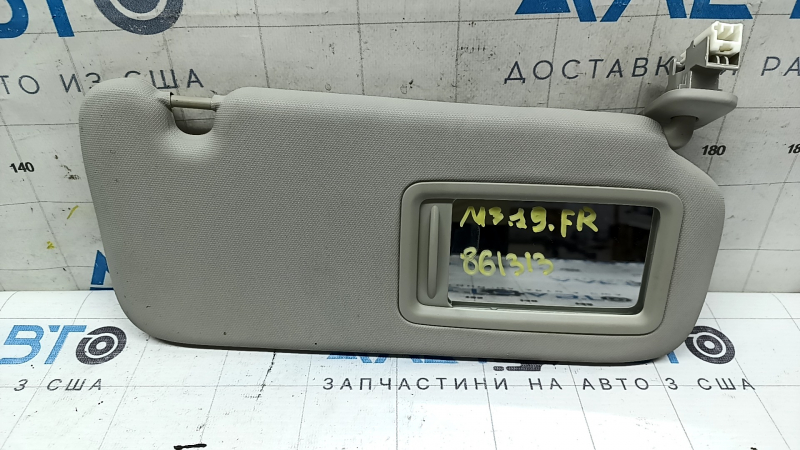 Козырек правый Mazda 3 19- серый, без крючка, под чистку