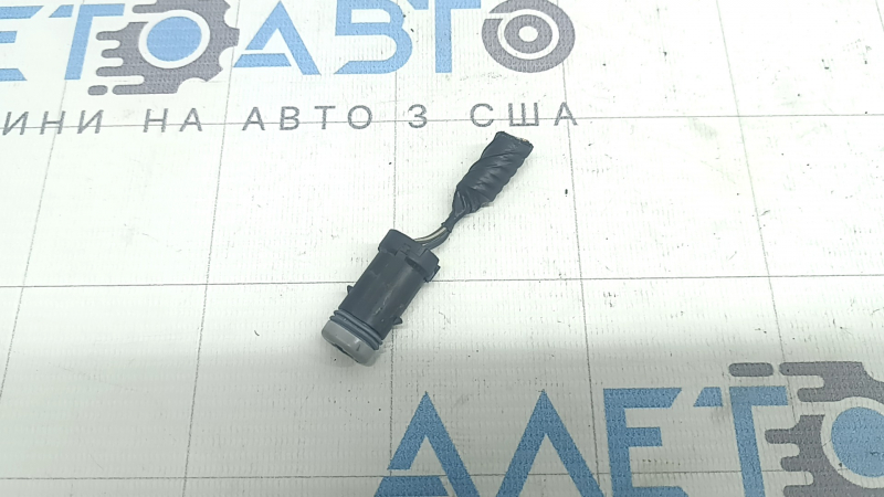 Фишка концевика капота Chrysler Pacifica 17-21