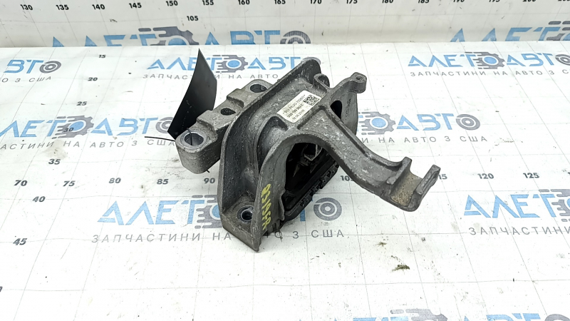 Подушка двигателя правая Audi Q3 83A 19-19 2.0T