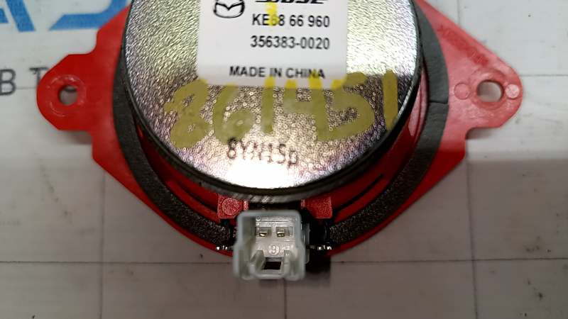 Динамик передней панели центральный Mazda 3 19-26 4d Bose