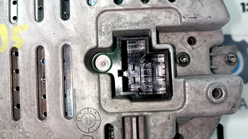 Tablou de bord Mercedes W213 E 17-20 fără proiecție, 49k