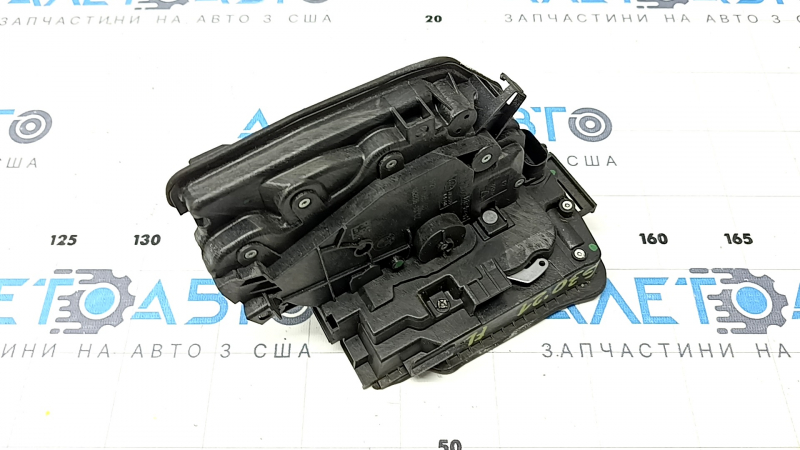 Замок двери передней левой BMW 5 G30 17-23