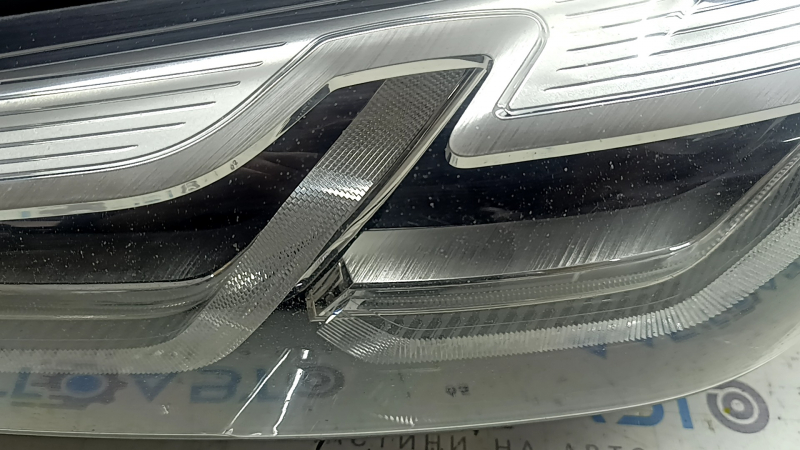 Фара передняя левая в сборе BMW 5 G30 21-23 LED, под полировку