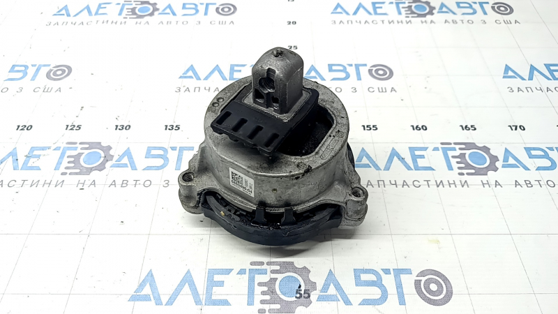 Подушка двигателя левая BMW 5 G30 21-23 2.0T RWD