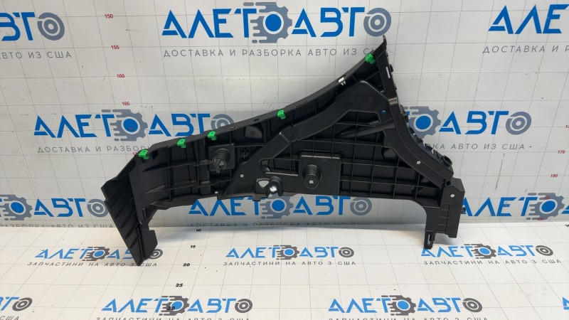 Крепление заднего бампера правое Volvo XC60 22-26