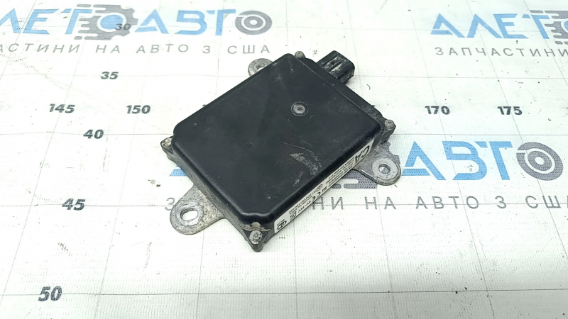 Блок слепых зон BSM левый Toyota Camry v50 12-14 usa